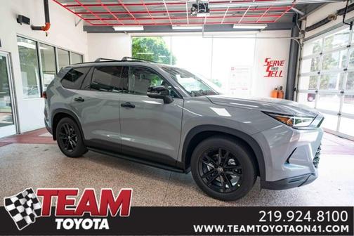 2025 Toyota Grand Highlander Hybrid Nightshade Edition