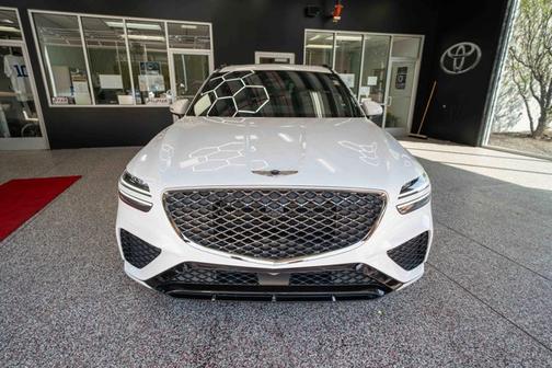 Uyuni White 2025 Genesis GV70 2.5T AWD