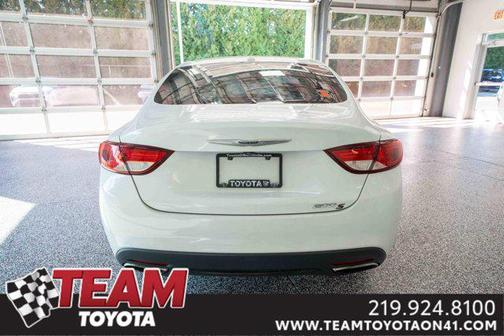 2016 Chrysler 200 S