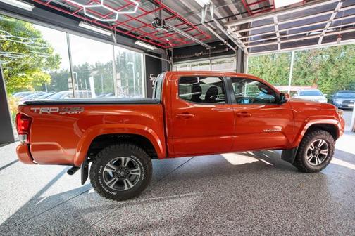 2017 Toyota Tacoma TRD Sport