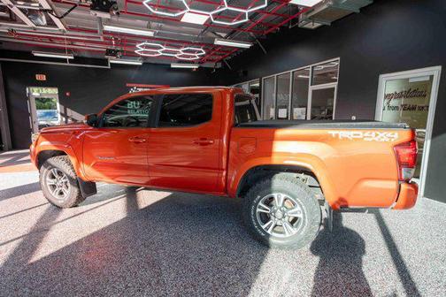 2017 Toyota Tacoma TRD Sport