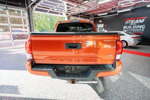 2017 Toyota Tacoma TRD Sport