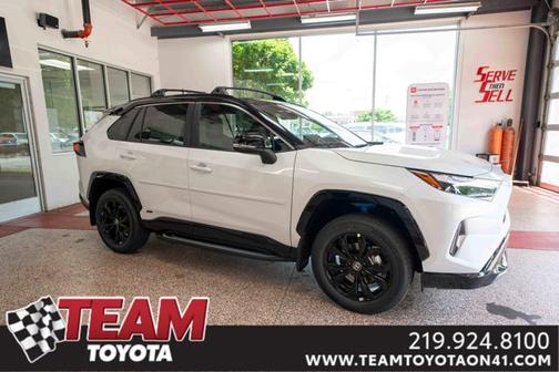 2025 Toyota RAV4 Hybrid SE