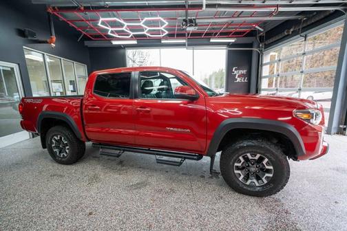 2019 Toyota Tacoma TRD Off Road