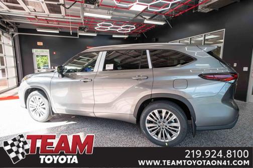 2026 Toyota Highlander Platinum