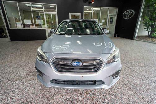Ice Silver Metallic 2018 Subaru Legacy Limited