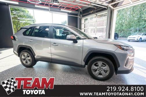 2022 Toyota RAV4 Hybrid XLE