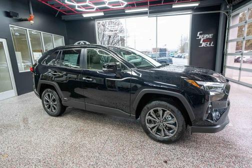 2025 Toyota RAV4 Hybrid Limited