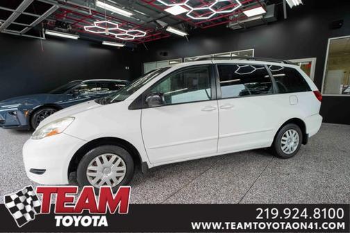 2009 Toyota Sienna CE