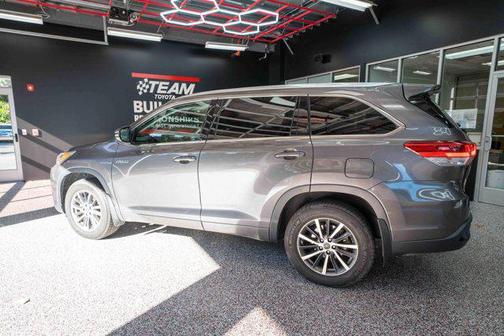 2017 Toyota Highlander Hybrid XLE