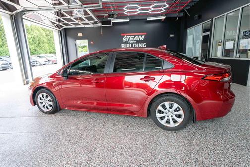 Ruby Flare Pearl 2025 Toyota Corolla LE