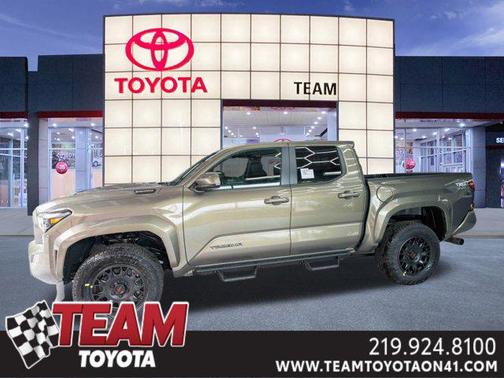 Bronze Oxide 2026 Toyota Tacoma Hybrid TRD Sport