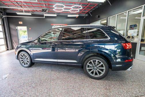 Ink Blue Metallic 2018 Audi Q7 3.0T Prestige