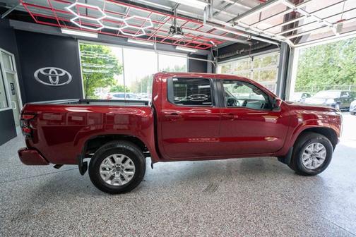 Cardinal Red Metallic Tricoat 2023 Nissan Frontier SV