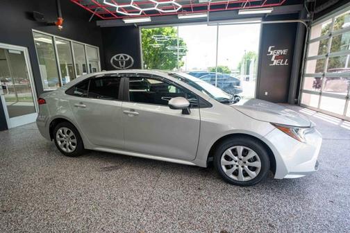 Classic Silver Metallic 2024 Toyota Corolla LE