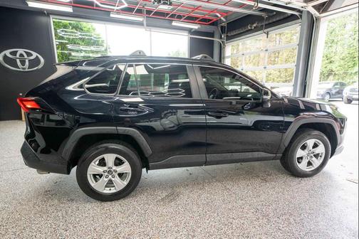 Midnight Black Metallic 2020 Toyota RAV4 XLE