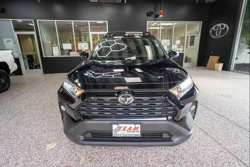 Midnight Black Metallic 2020 Toyota RAV4 XLE