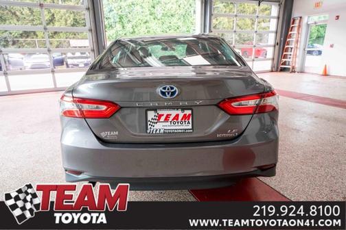 2018 Toyota Camry Hybrid LE