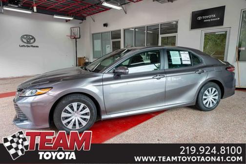 2018 Toyota Camry Hybrid LE