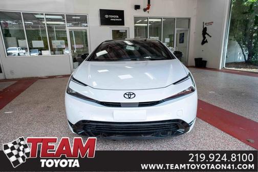 2025 Toyota Prius L