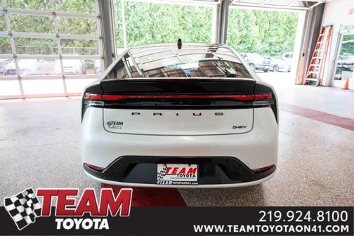 2025 Toyota Prius L