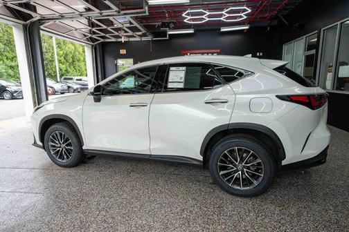 Eminent White Pearl 2022 Lexus NX 350 Premium