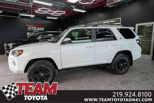 2024 Toyota 4Runner SR5