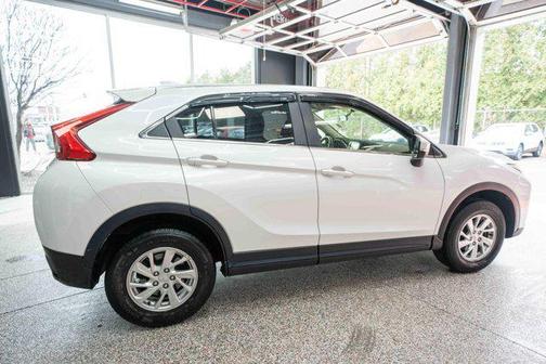 Pearl White 2019 Mitsubishi Eclipse Cross ES