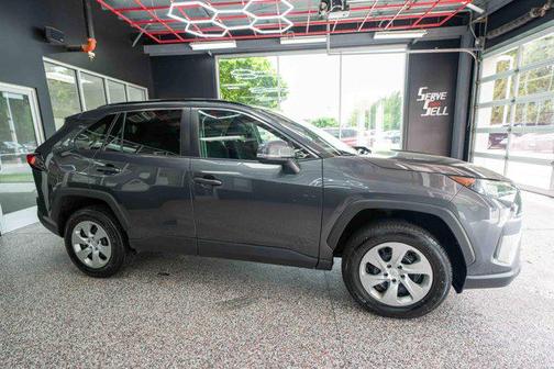 Magnetic Gray Metallic 2019 Toyota RAV4 LE