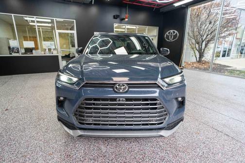 2024 Toyota Grand Highlander Hybrid Limited MAX