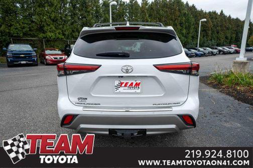 2022 Toyota Highlander Platinum