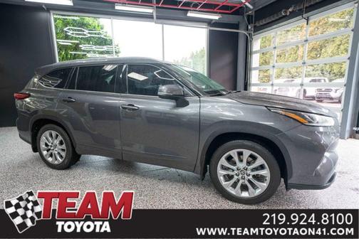 2022 Toyota Highlander Limited
