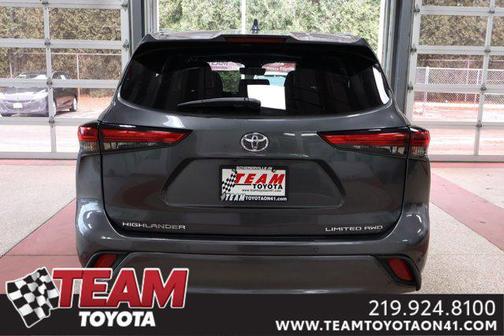 2022 Toyota Highlander Limited