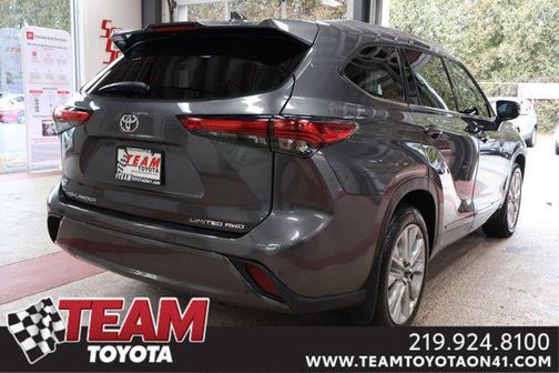 2022 Toyota Highlander Limited