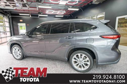 2022 Toyota Highlander Limited