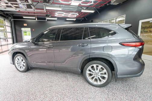 2022 Toyota Highlander Limited