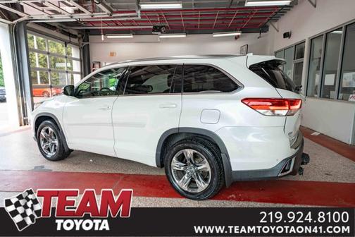 2017 Toyota Highlander Limited Platinum