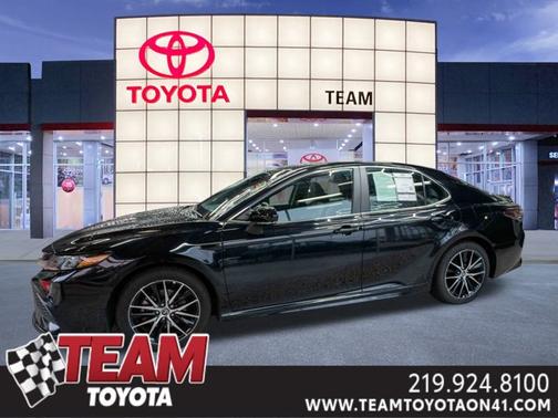 2024 Toyota Camry Hybrid SE