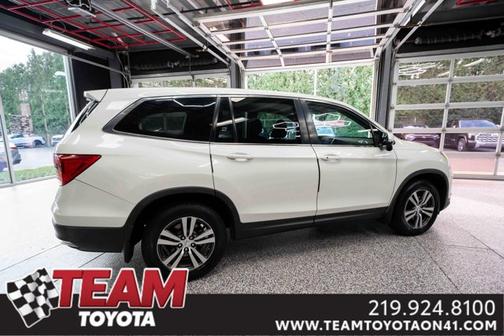 2017 Honda Pilot EX
