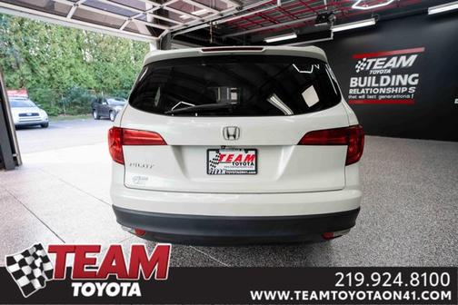 2017 Honda Pilot EX