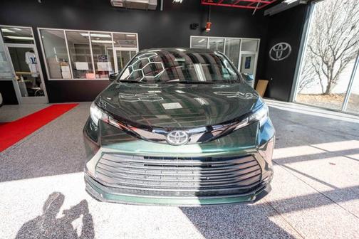 2026 Toyota Sienna Woodland Edition
