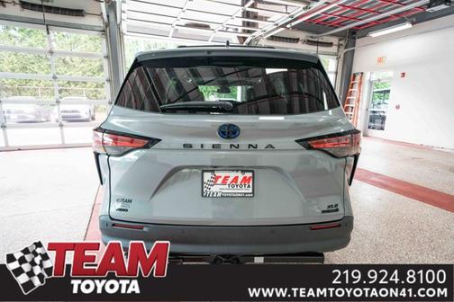 2022 Toyota Sienna XLE
