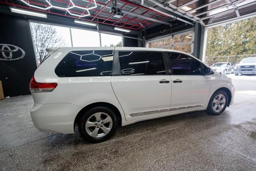 2013 Toyota Sienna SE