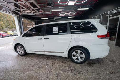 2013 Toyota Sienna SE