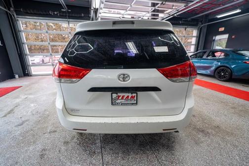 2013 Toyota Sienna SE