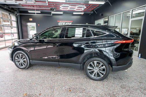 2022 Toyota Venza LE