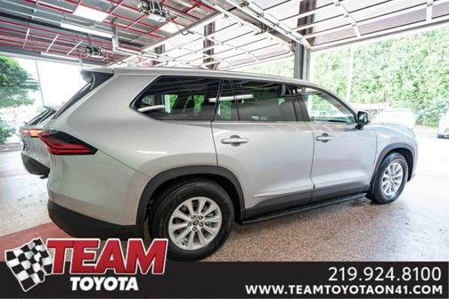 2025 Toyota Grand Highlander Hybrid XLE