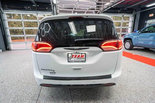 2020 Chrysler Pacifica Touring-L Plus