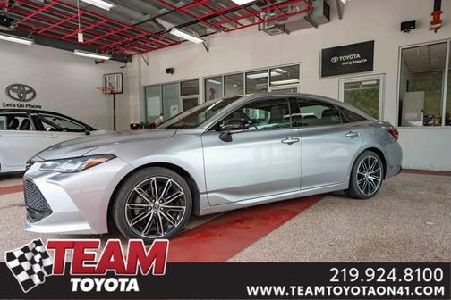 2019 Toyota Avalon Touring