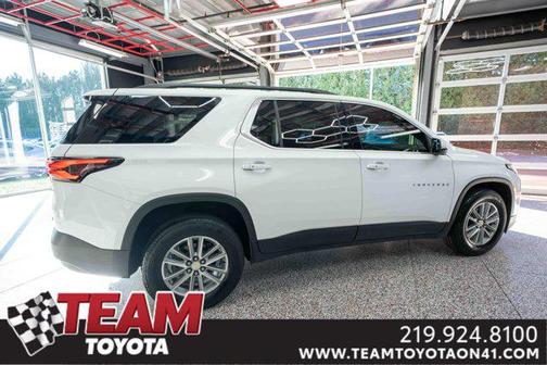 2022 Chevrolet Traverse LT Cloth